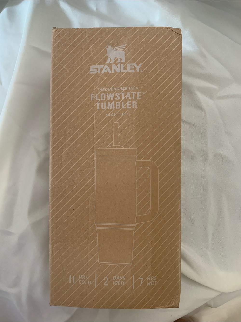 Stanley Pink 40oz FlowState Tumbler Box - Picture 2 of 12